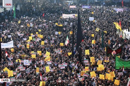 İran ABŞ bazalarını vurduqdan sonra Süleymanini dəfn etdi - FOTO