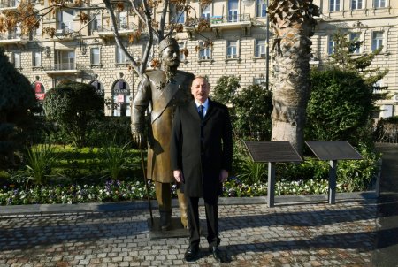 Hacı Zeynalabdin Tağıyevin Bakıda ucaldılan abidəsinin açılışı olub - FOTO - YENİLƏNİB