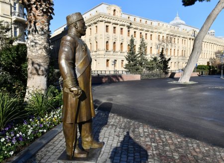 Hacı Zeynalabdin Tağıyevin Bakıda ucaldılan abidəsinin açılışı olub - FOTO - YENİLƏNİB