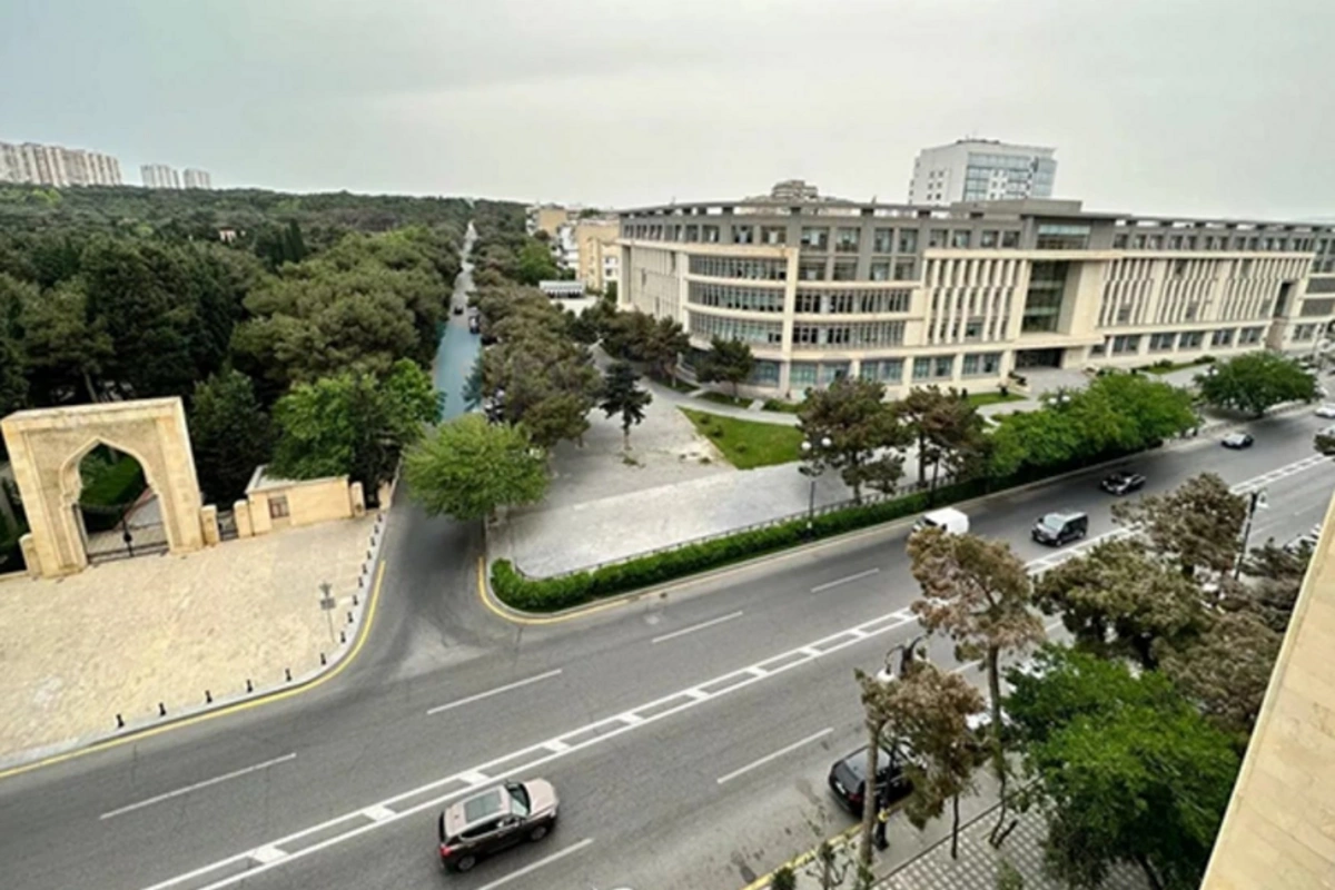 Heydər Əliyevin anım günü ilə əlaqədar bəzi küçələrdə nəqliyyatın hərəkəti məhdudlaşdırılacaq